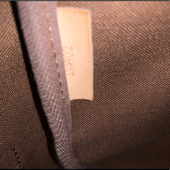 Louis Vuitton Saumur 35 - Picture 8 of 8